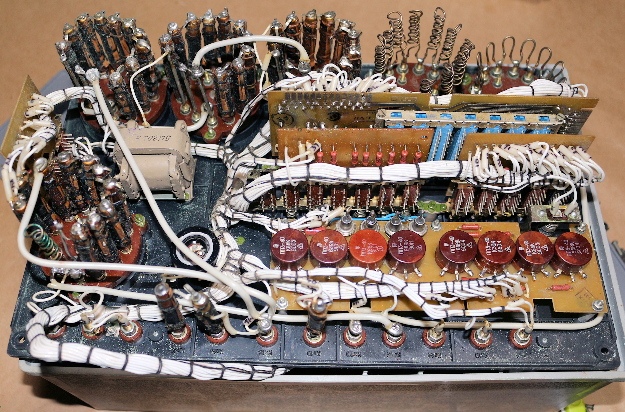 IMG_5849.jpg 3,506KB 