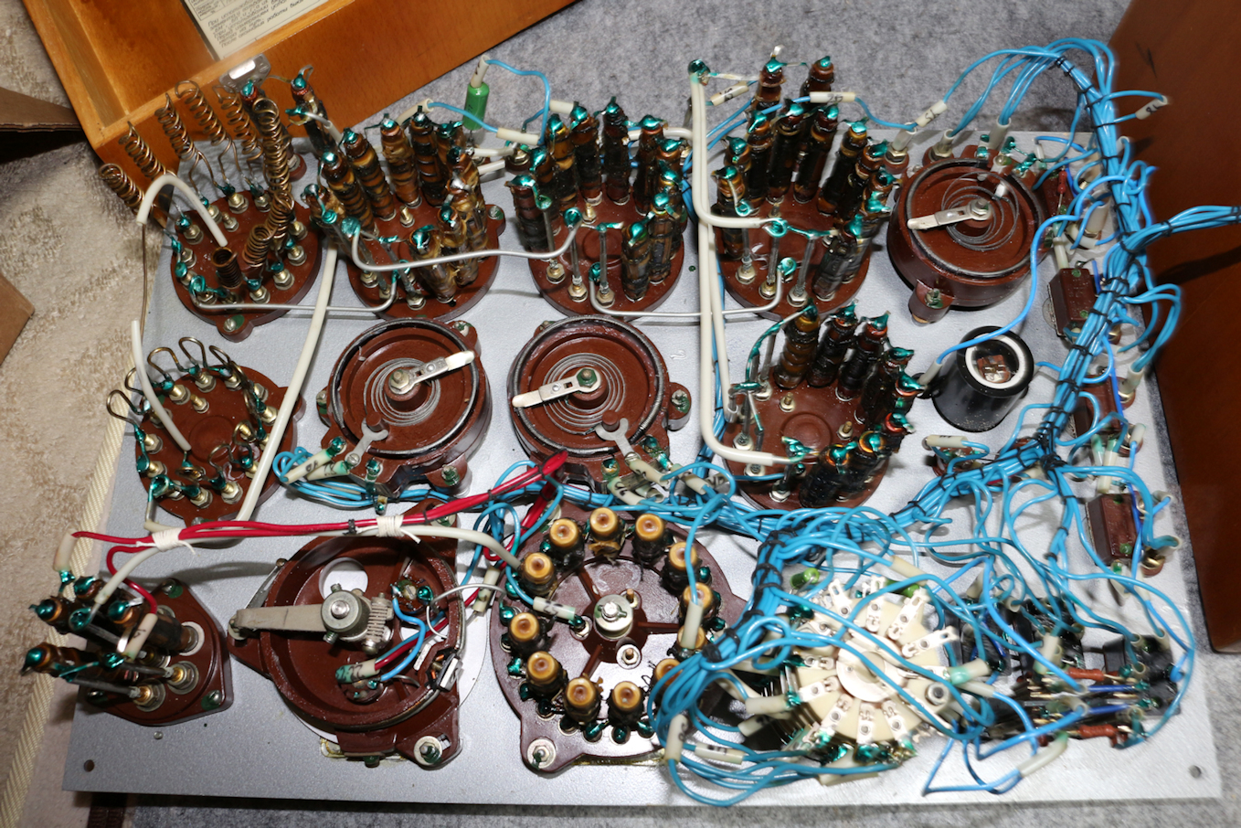 IMG_5933.jpg 1,502KB 